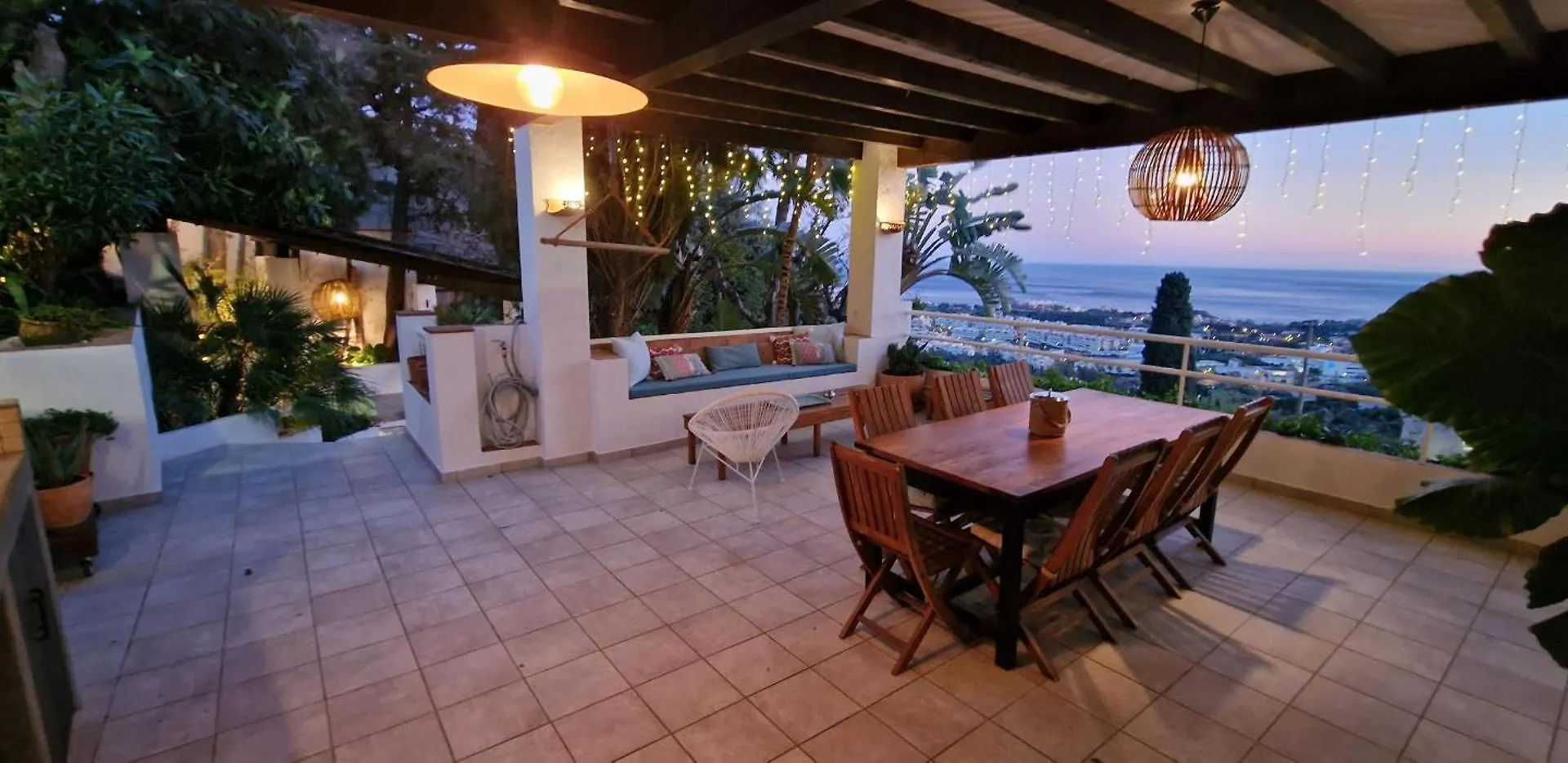 Villa Veleta In Benalmádena